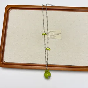 Green apple pendant necklace niche design silver clavicle chain fashion jewelry for women
