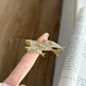 Vintage enamel metal ring with multi fish design, stylish open finger ring for women accessory.