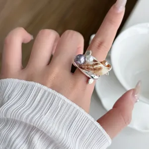 Ozean Resort Stil Perlen Muschel Ring, modischer stapelbarer offener Ring fuer Damen Schmuck.