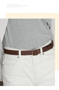 Dames bruine gewatteerde lederen riem met gouden metalen gesp chic accessoire voor jeans