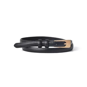Cintura sottile in vera pelle nera da donna con fibbia dorata elegante accessorio.