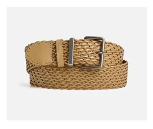 Stylish braided leather belt for women, casual vintage woven waist belt with metal buckle.