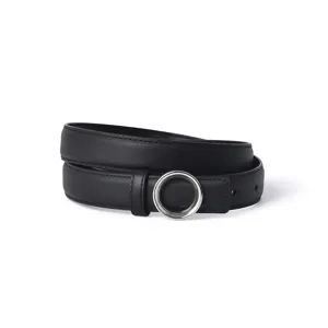 Cinturón de cuero negro para mujer con hebilla redonda de metal plateado vista principal