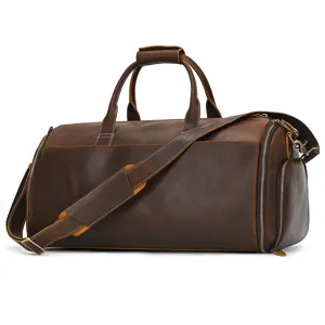 Genuine leather vintage travel duffel bag detail, large capacity multifunctional gym luggage bag.