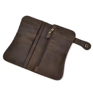 Portefeuille long homme en cuir vintage crazy horse avec plusieurs fentes pour cartes et zip.