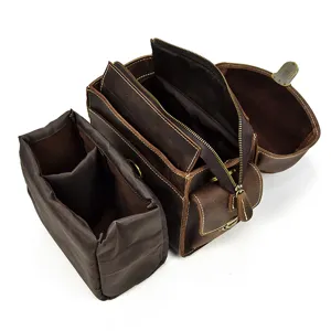 Borsa fotografica in vera pelle vintage con inserto in spugna rimovibile, vista dettagliata scomparti.