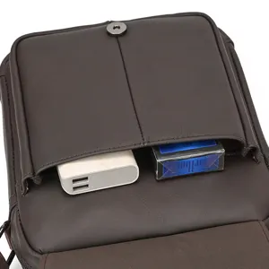 Bolso bandolera de cuero marrón, bolsa cruzada casual con bolsillo delantero para uso diario.