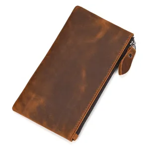 Monedero largo vintage de hombre en cuero crazy horse genuino, cartera fina vista detalle
