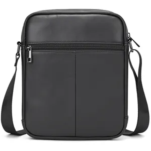 Bolso bandolera de cuero genuino para hombre negro bolso mensajero casual vista de detalle.