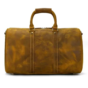 Sac de voyage vintage en cuir crazy horse, grande capacité sac à main de sport détail.