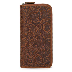 Vista detallada de la cartera larga de cuero genuino para hombre con diseño floral.