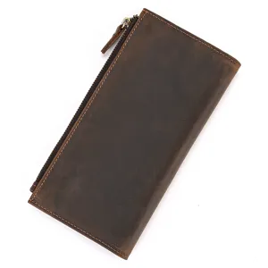 Vista detallada de la cartera larga de cuero vintage crazy horse para hombre con cierre.