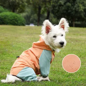 Wasserdichter vierbeiniger Haustier-Regenmantel mit Kapuze für kleine Hunde in Orange-Blau.
