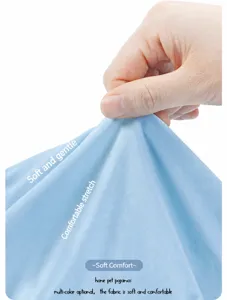 Weiches elastisches Stoffdetail fuer Haustier-Pyjamas, bequem fuer kleine Hunde.