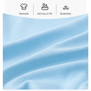 Hellblaue Haustierkleidung Stoff Textur Hauptansicht, weiches atmungsaktives Material.