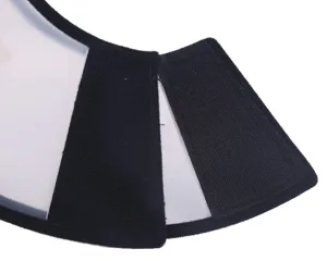 Nahaufnahme Detail des Haustier Halsbands Klettverschluss und schwarzer Rand, gutes Material.