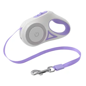 Laisse pour chien rétractable LED avec anneau lumineux, laisse de dressage violette et blanche.