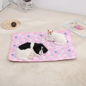 Summer cooling pet mat ice silk pad for dogs and cats cool breathable mat details view.