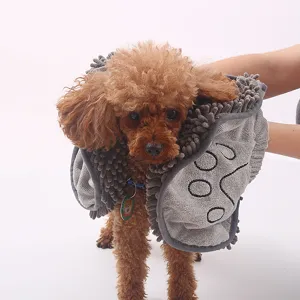 Toalla Absorbente para Mascotas Forro Polar de Coral con Bolsillo Grande