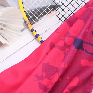 Summer sports cooling towel with printed quick-dry fabric for outdoor fitness and running workouts.