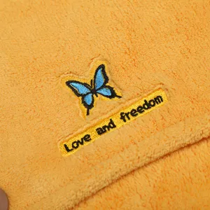 Coral fleece dry hair cap detail, ultra-absorbent soft microfiber towel for quick drying.