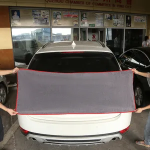 Grand linge en microfibre pour le nettoyage de voiture, extra épais et très absorbant.