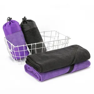 Microfiber Sports Towel Quick Dry Fitness Gym Towel With Zipper Pocket Portable Outdoor Travel Workout Sweat Absorbent Towel