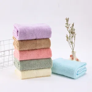 Microfiber Sports Towel Quick Dry Sweat Absorbent Fitness Travel Workout Towel With Zipper Pouch Portable Gym Towel