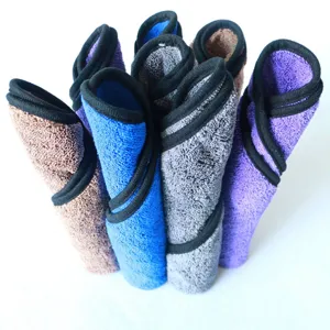 Thickened microfiber car cleaning towel set for washing, polishing and drying vehicles.
