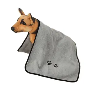 Microfiber huisdier handdoek voor honden sneldrogend absorberend met pootjes patroon main