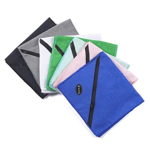 Asciugamano da golf in microfibra con tasca con zip, goffrato, assorbente per sport fitness.