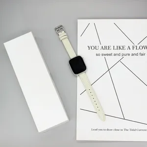 Witte lederen horlogeband compatible met smartwatch, zachte en duurzame vervangband.