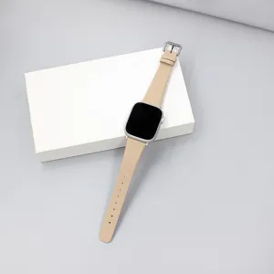 Cinturino di ricambio in pelle compatibile con Apple Watch SE/11, elegante design beige.
