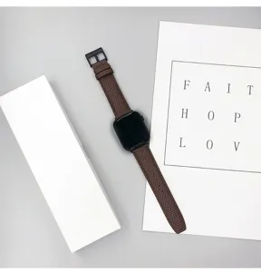 Cinturino per orologio in pelle traforata marrone compatibile Apple Watch, elegante.