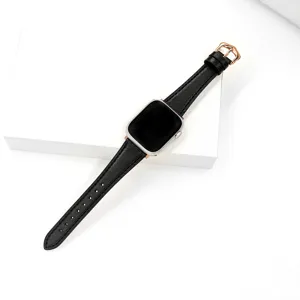 Zwarte echt lederen horlogeband compatible met Apple Watch met een stijlvolle roségouden gesp.