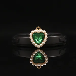 18mm alloy heart gold pendant with pearls and green crystal for DIY jewelry accessories decoration