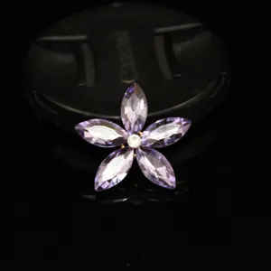 Pendentif de chaussure fleur cristal violet strass brillant accessoire DIY pour sabots