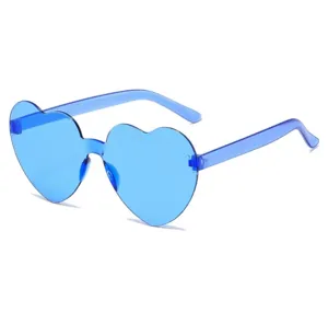Vue de profil de lunettes de soleil bleues en forme de cœur sans monture pour fête