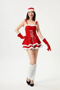 Détails du costume de Noël sexy en velours rouge, avec chapeau assorti et poignets en peluche.