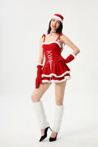 Costume de Noël sexy pour femme, robe en velours rouge avec bordure en fausse fourrure.