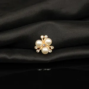 Alloy pearl rhinestone DIY flower accessory detail, decorative charm for clothing crafts.