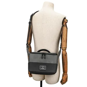 Borsa a tracolla in pelle PU per fotocamera reflex digitale grigia e nera pratica