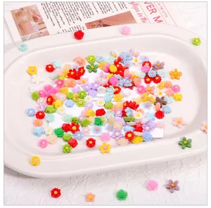Perles en résine en forme de fleurs mélangées colorées pour la fabrication de bijoux DIY.