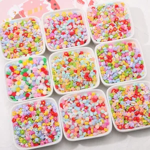 Petites fleurs en resine colree cabochons breloques pour fabrication de bijoux DIY 100pcs