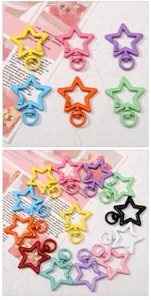 Mosquetones de estrella de aleación colorida para llaveros y accesorios artesanales.