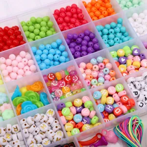 Kit Perles Alphabet en Acrylique DIY Boîte Rangement Perles Colorées Rondes Cœur Sourire pour Fabrication Bijoux Bracelet Chaîne