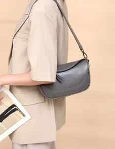 Bolso bandolera retro de cuero genuino para mujer, elegante bolso de almohada casual.