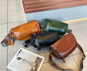 Genuine leather pillow shoulder bag for women, retro vegetable-tanned crossbody bag with wide strap