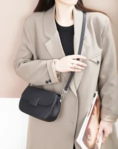 Genuine leather women crossbody bag niche design small shoulder bag stylish minimalist handbag