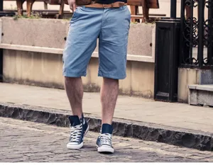 Vintage canvas messenger bag for men, casual outdoor cross-body shoulder bag and chest pack.